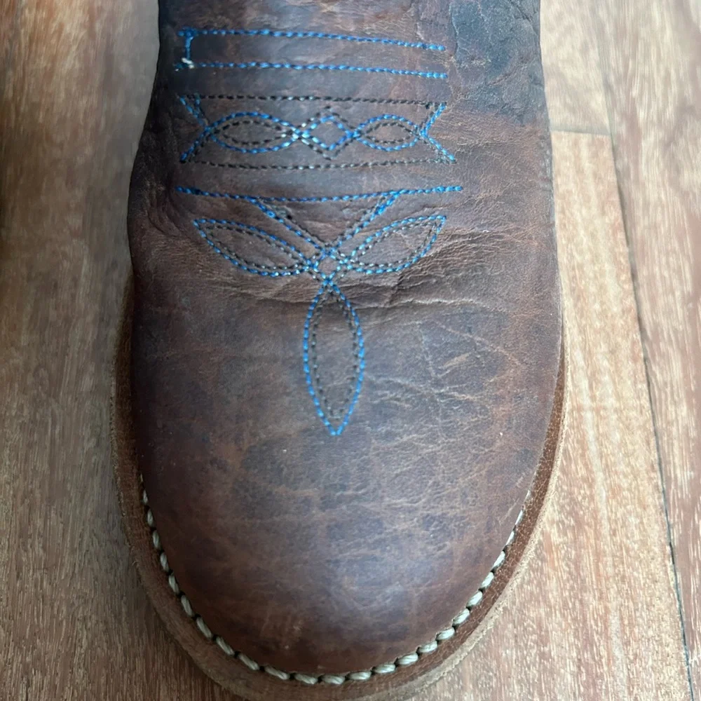 Old West Boys' Broad Round Toe Pull On Boots, BRC2015 Size 2.0-D